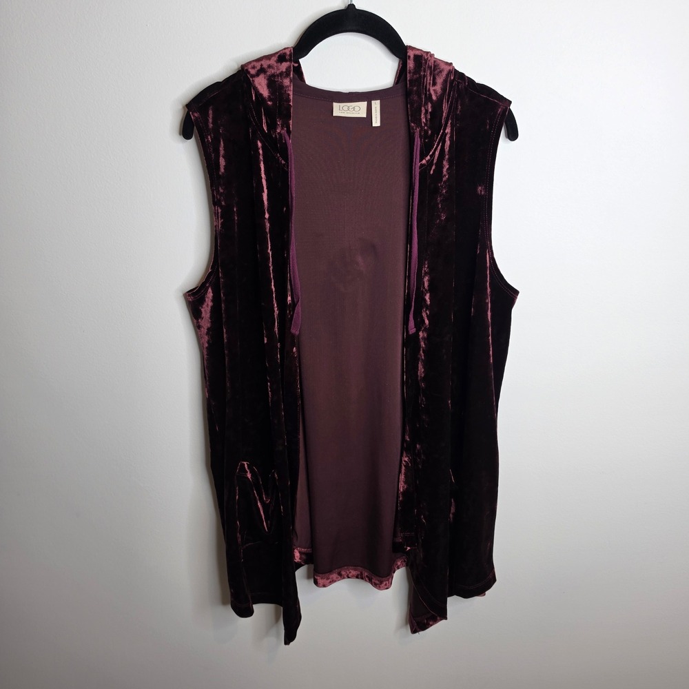 LOGO Lori Goldstein Hooded Vest Women Size L Burgundy Crushed Velvet Open Front